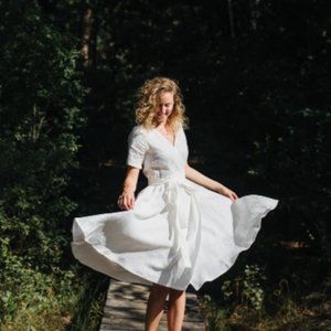 Beautiful wrap-around linen dress Manitokai